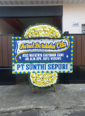 Papan Bunga Duka di Munte